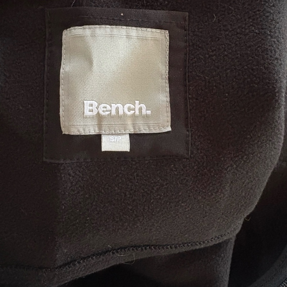 Bench Men's Black Performance Jacket - Picture 3 of 3